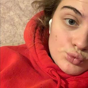 Meet your Posher, Meghan